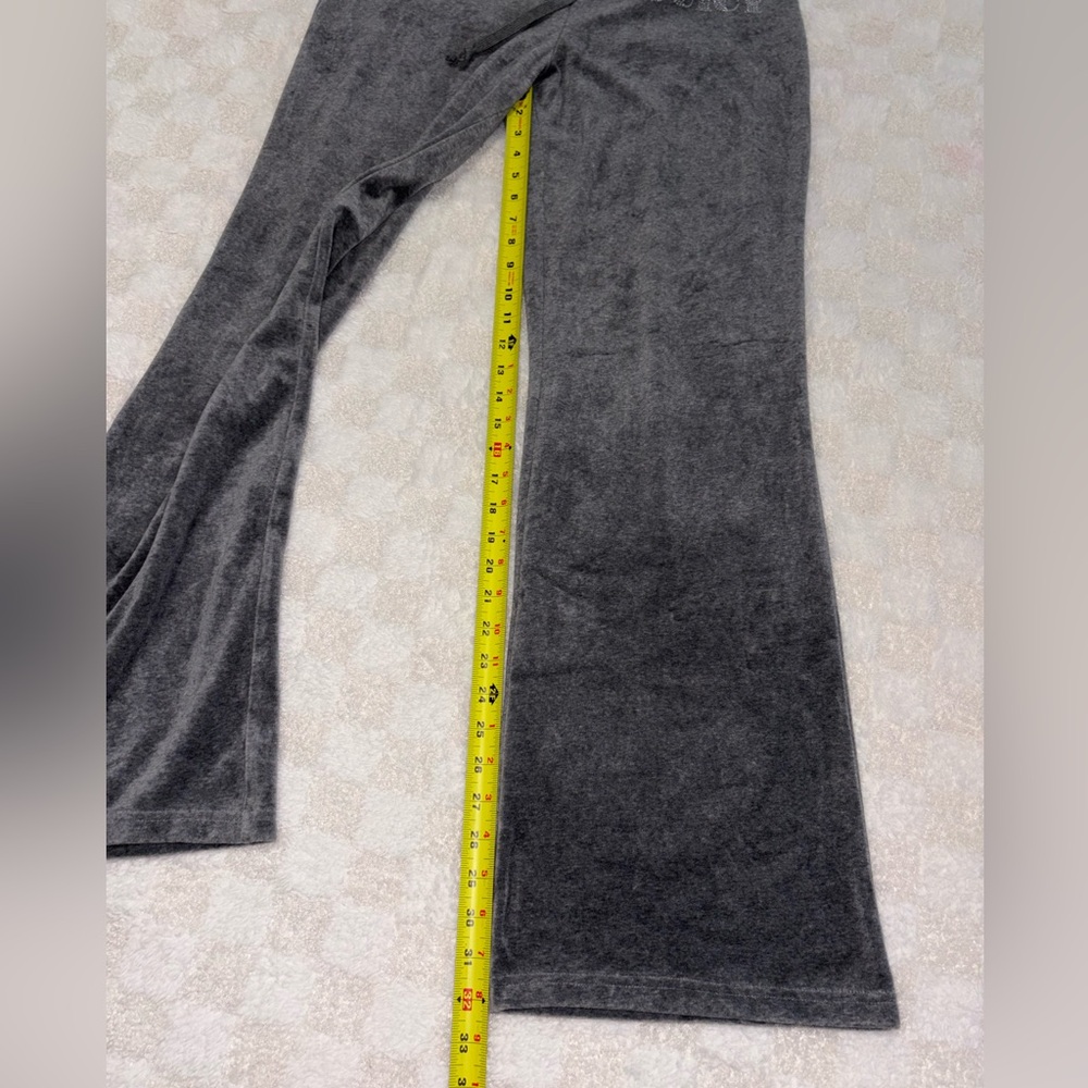 Juicy Couture Charcoal Gray Velour Trousers • Size Large - Picture 8 of 11